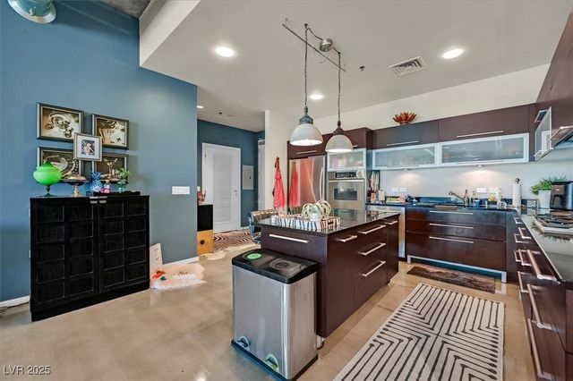 900 Las Vegas Boulevard 1403, Las Vegas, NV 89101