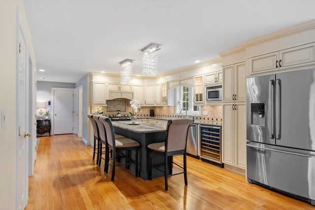 186 Salem Street, Woburn, MA 01801