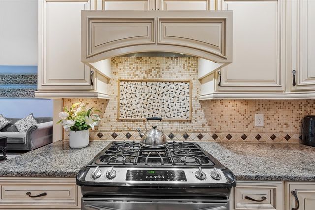 186 Salem Street, Woburn, MA 01801
