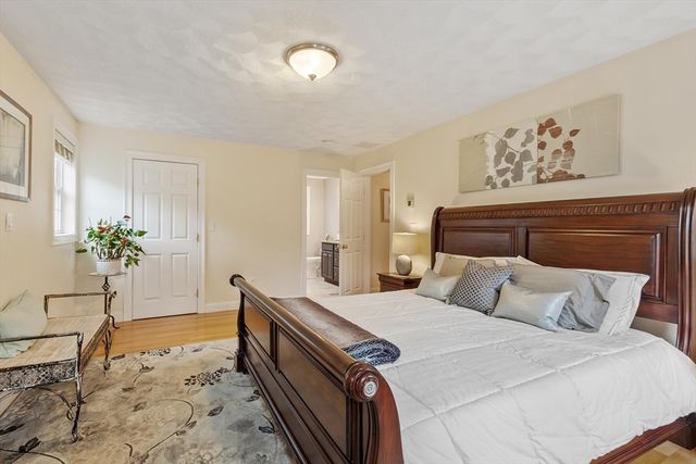 186 Salem Street, Woburn, MA 01801