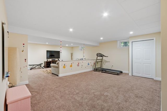 186 Salem Street, Woburn, MA 01801