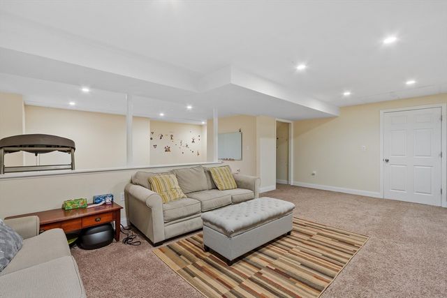 186 Salem Street, Woburn, MA 01801