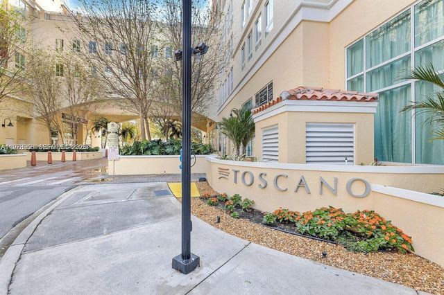 7350 SW 89th St 719S, Miami, FL 33156