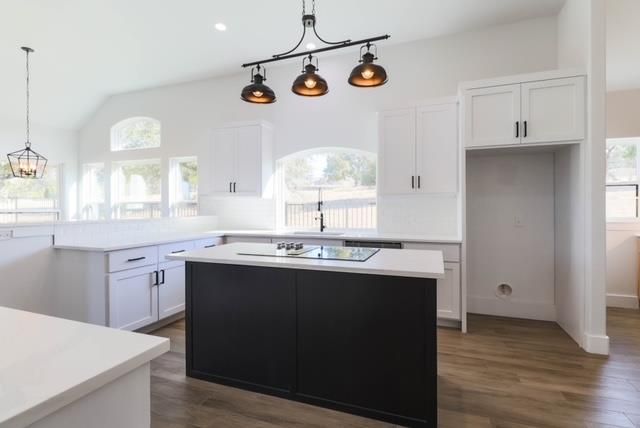 404 Turquoise, Horseshoe Bay, TX 78657
