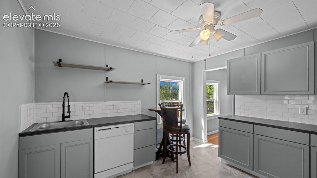 2810 Franklin Avenue, Pueblo, CO 81003 — photo 3