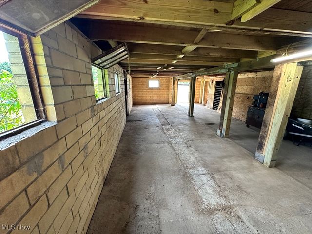 9368 Madison Road, Montville, OH 44064