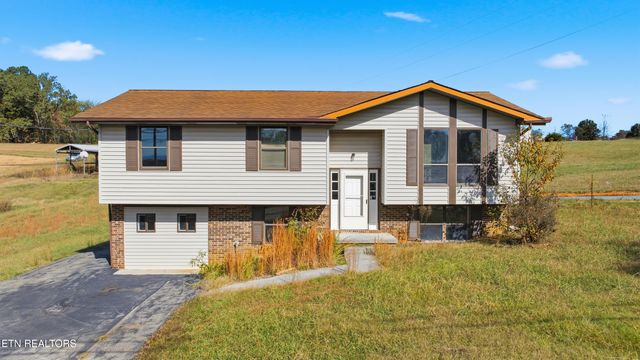 2426 Highway 25 W, Strawberry Plains, TN 37871