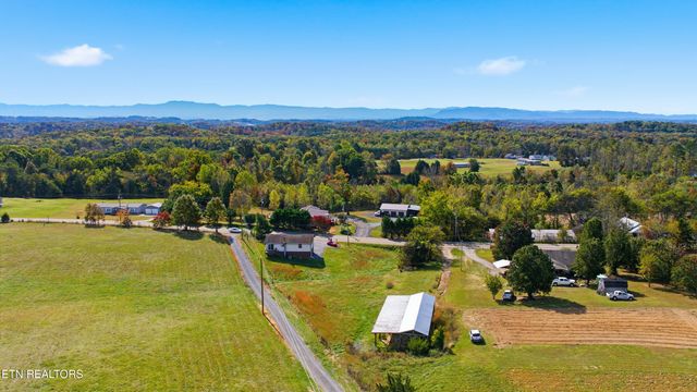 2426 Highway 25 W, Strawberry Plains, TN 37871