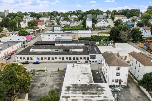 129 Dewey St, Worcester, MA 01610