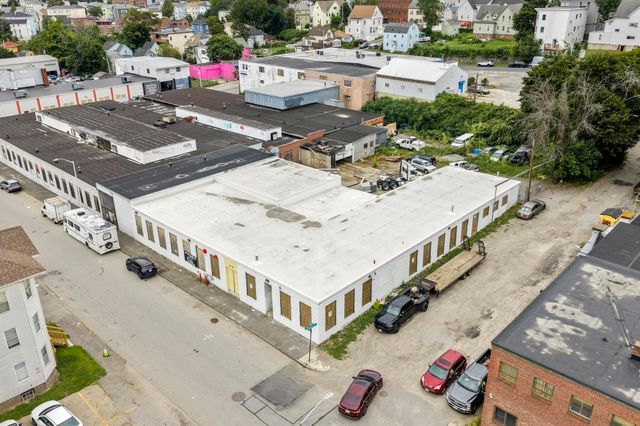 129 Dewey St, Worcester, MA 01610