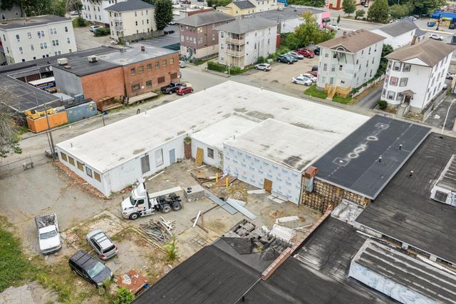 129 Dewey St, Worcester, MA 01610