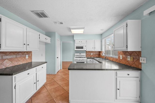11303 Golden Ray Drive, Cypress, TX 77429