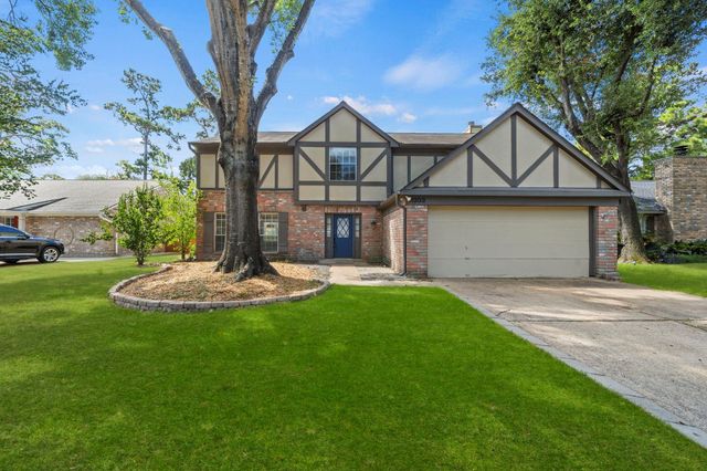 11303 Golden Ray Drive, Cypress, TX 77429