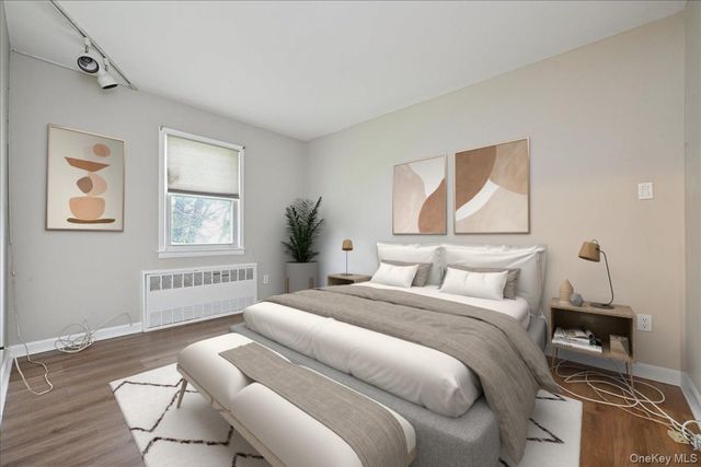 331 N Michigan Avenue, Massapequa, NY 11758