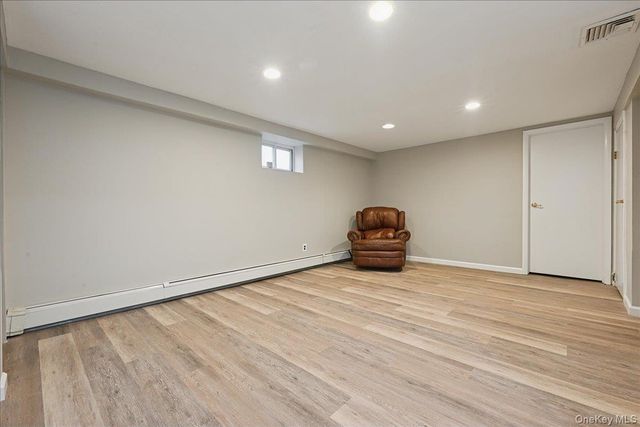 331 N Michigan Avenue, Massapequa, NY 11758