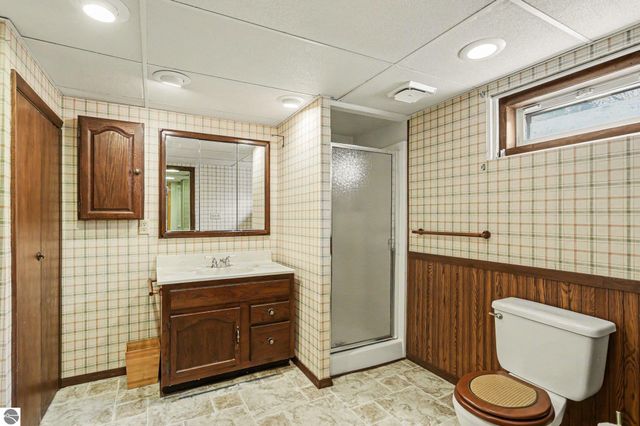 137 Fox Drive, St Louis, MI 48880