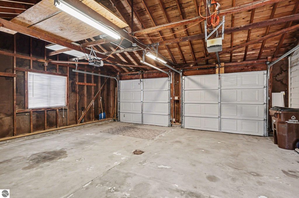 Image 29 of property listing at 137 Fox Drive, St Louis, MI 48880