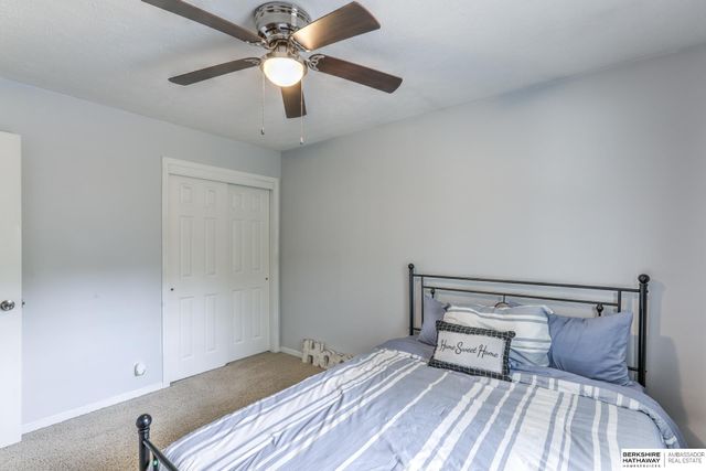 11755 Rambleridge Road, Omaha, NE 68164