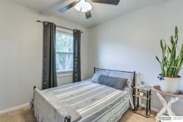 11755 Rambleridge Road, Omaha, NE 68164