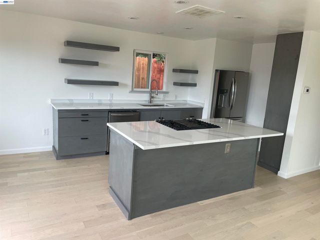 114 Baxter St, Vallejo, CA 94590