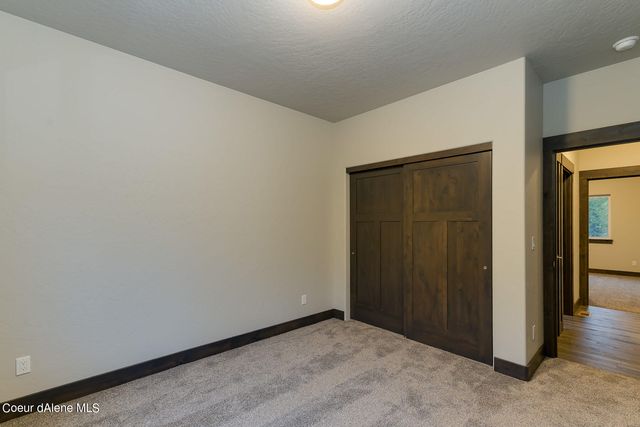 12664 E Howard Road, Athol, ID 83801