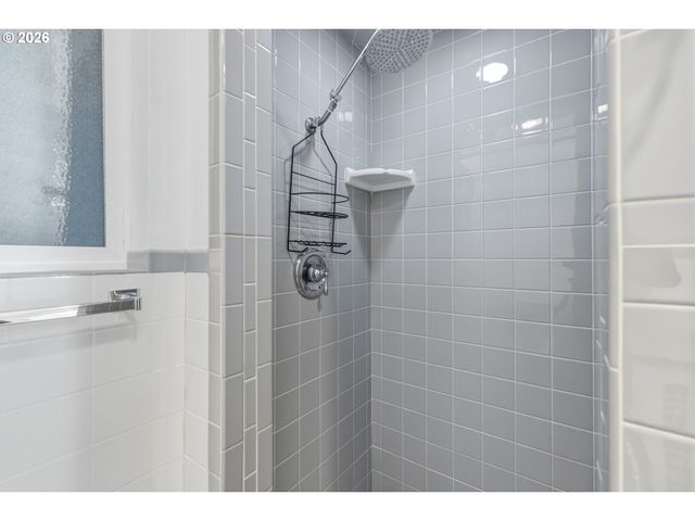 135 VICTORIA St, Longview, WA 98632