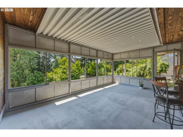 135 VICTORIA St, Longview, WA 98632