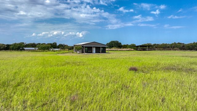 3810 Fairview Road, Millsap, TX 76066