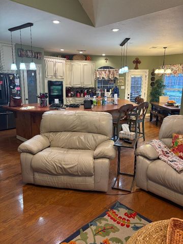 14119 Spring Pines Drive, Tomball, TX 77375