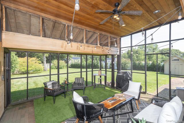 48 William Penn Drive, Stony Brook, NY 11790