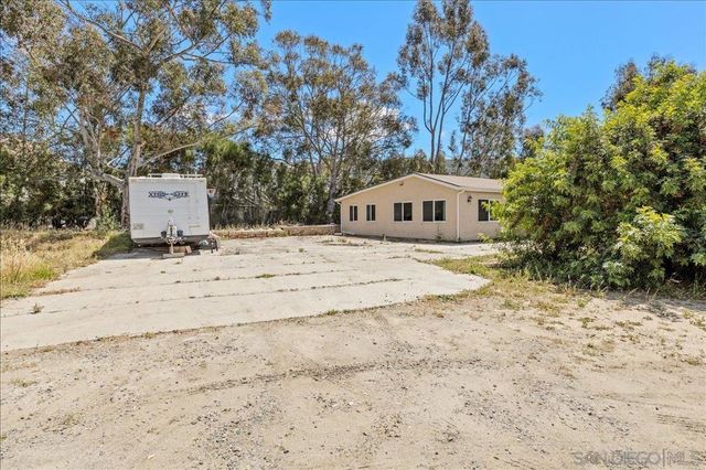 5461 Rainbow Creek, Fallbrook, CA 92028