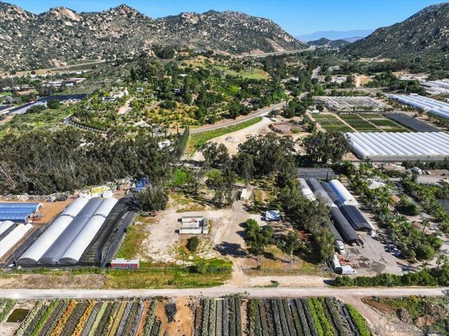 5461 Rainbow Creek, Fallbrook, CA 92028