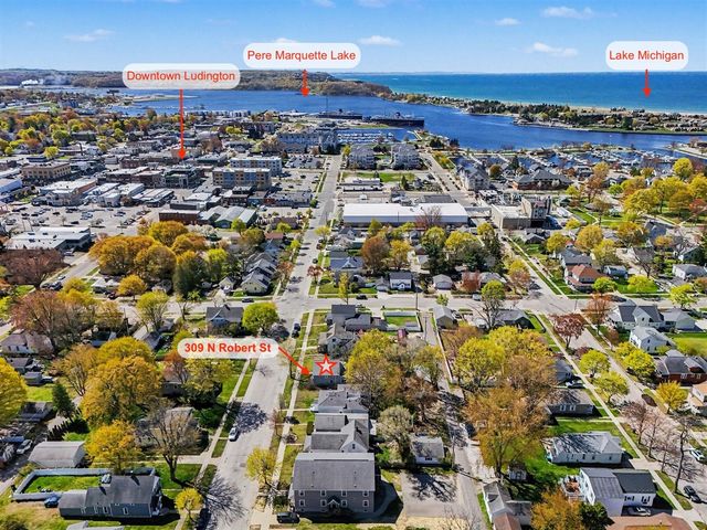 309 N Robert Street, Ludington, MI 49431