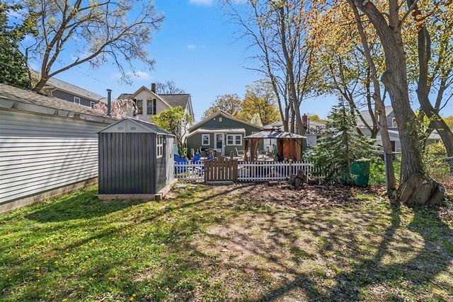 309 N Robert Street, Ludington, MI 49431