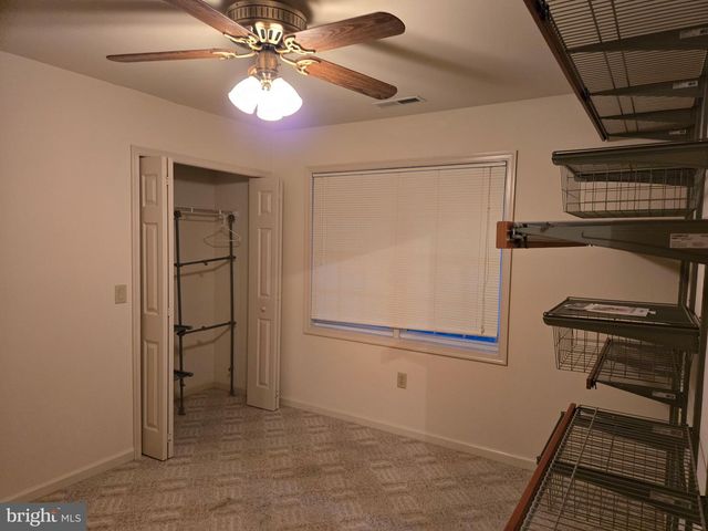 6 ROSEMONT DR, Myerstown, PA 17067