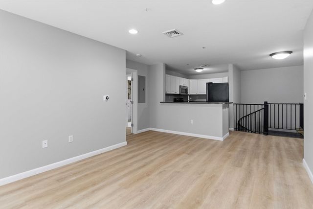 30 Franklin St 116, Malden, MA 02148