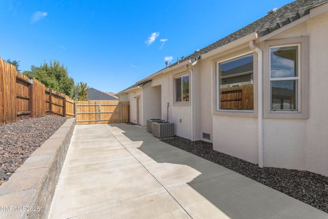 1838 Kinglet Drive, Sparks, NV 89441