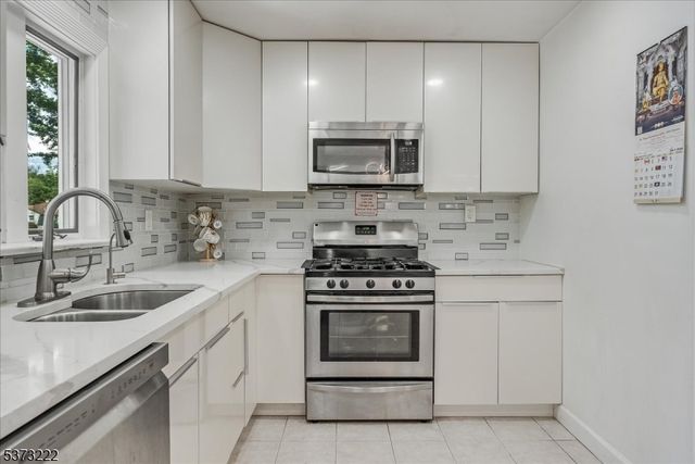 531 Mountain Ave, North Caldwell Boro, NJ 07006