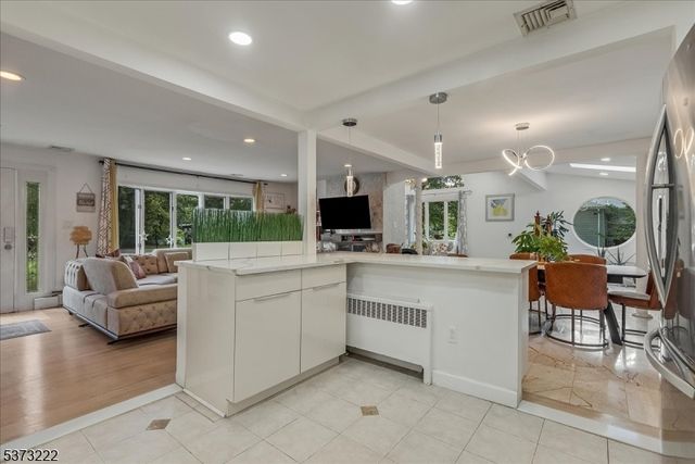531 Mountain Ave, North Caldwell Boro, NJ 07006