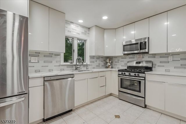 531 Mountain Ave, North Caldwell Boro, NJ 07006