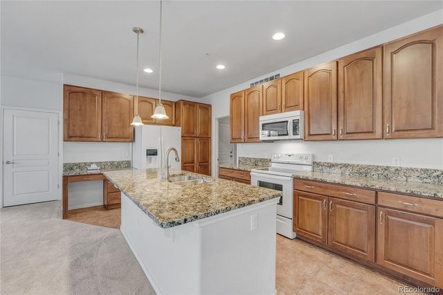 11973 W Long Circle 104, Littleton, CO 80127