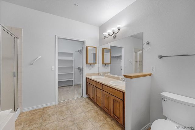 11973 W Long Circle 104, Littleton, CO 80127