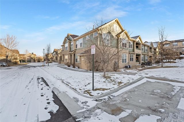 11973 W Long Circle 104, Littleton, CO 80127