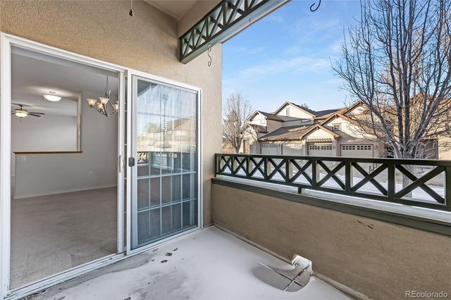 11973 W Long Circle 104, Littleton, CO 80127