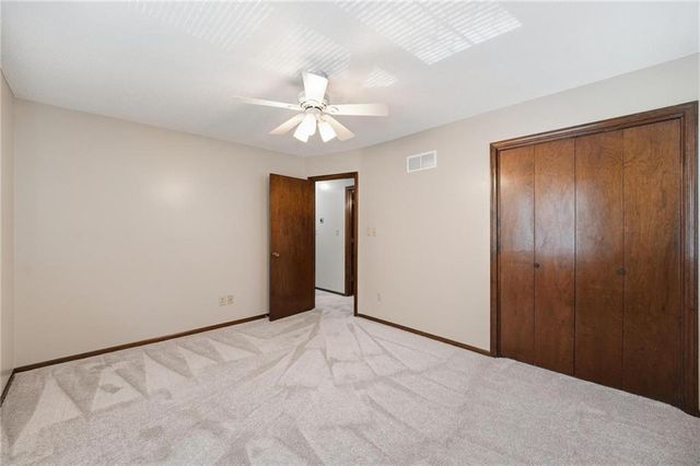 1905 SW Ensley Lane, Lee's Summit, MO 64081