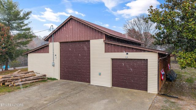 755 Farmington Way, Maryville, TN 37801