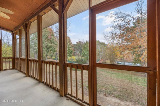 755 Farmington Way, Maryville, TN 37801