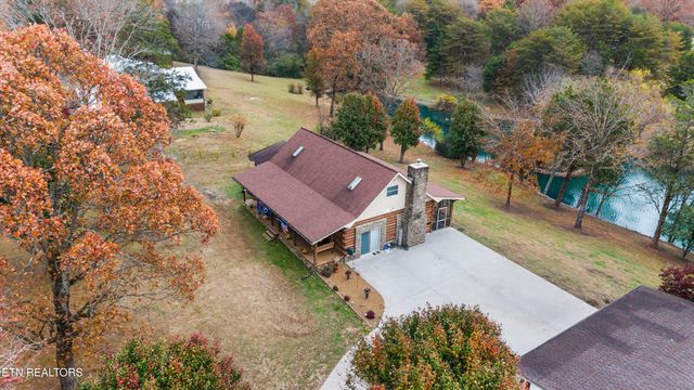 755 Farmington Way, Maryville, TN 37801