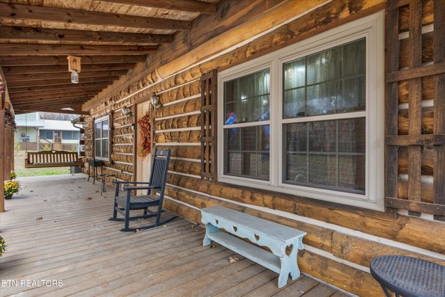 755 Farmington Way, Maryville, TN 37801