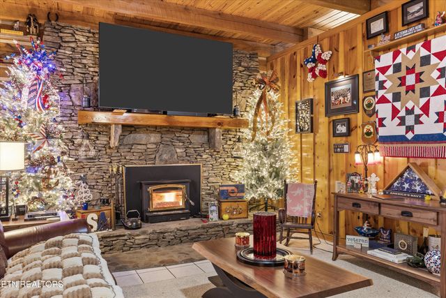 755 Farmington Way, Maryville, TN 37801